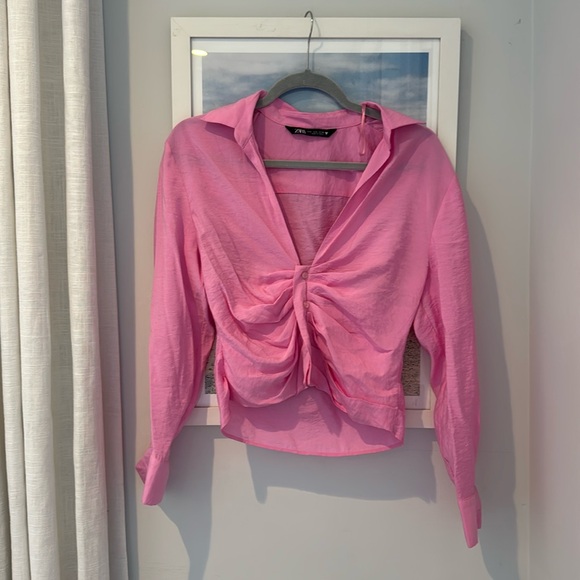 Zara rouched button down. Size small - Picture 1 of 4